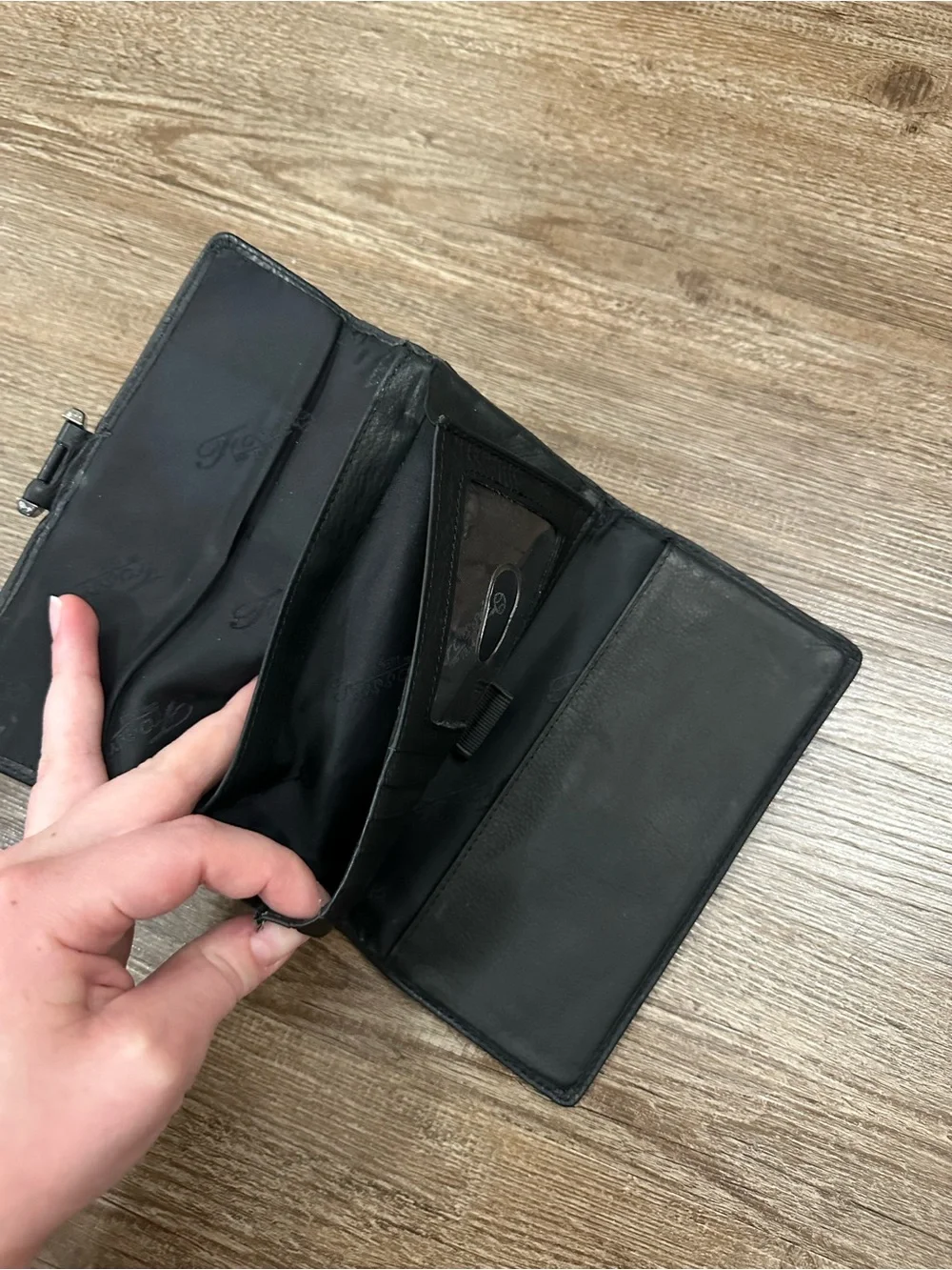 Fossil genuine leather